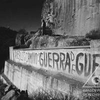 Graffitis senderistas sur un pont d'Ayacucho en 1986