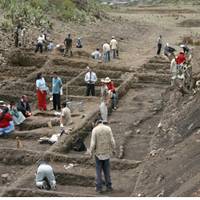LA HOYADA. EXHUMATION DE CADAVRES